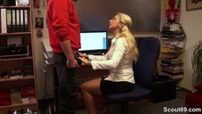 piękna laseczka i jej niezły zadek