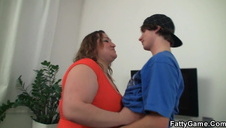 lisa ann bierze między cyce