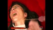 zaniedbywana przez męża mama wysysa pasierba najlepiej jak potrafi