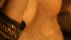 niunia masuje cipkę