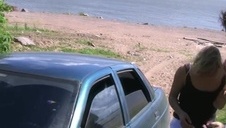 trójkącik z dwoma nagrzanymi suczkami