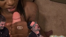 okularnik pcha ją w dupę