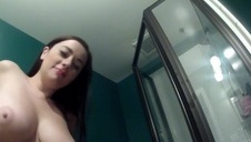 porno w hotelu z krągłą blond babeczką