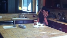 wymalowana czekoladka jest nieźle dymana