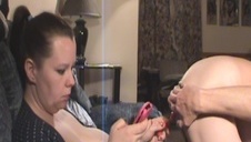 wciska swój długi sprzęt w jej boską muszelke