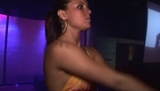 opalona dziunia z bladą seks koleżanką