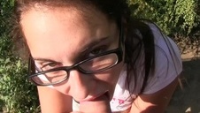 młoda blondi ma super stópki